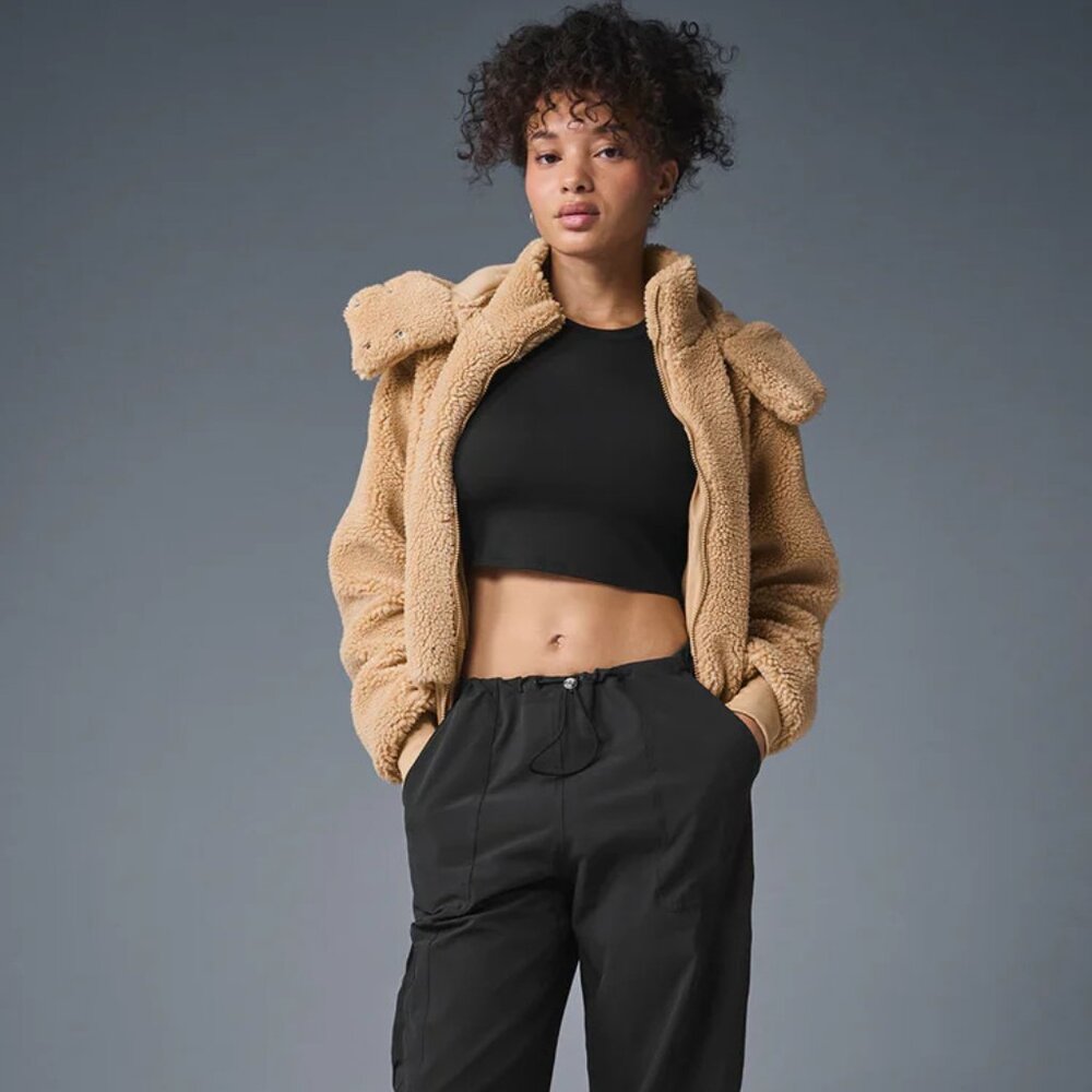 NEW Alo Yoga Foxy Sherpa Jacket in Camel, Size XS, $235